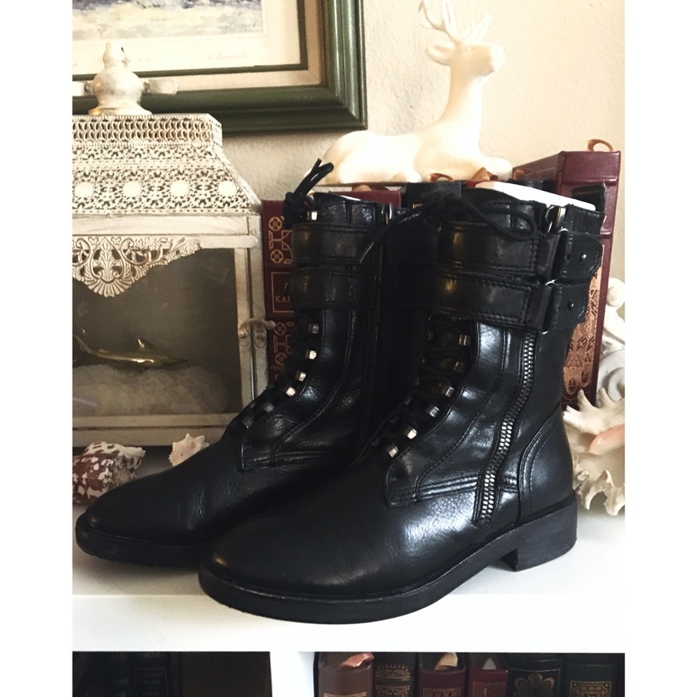 Dolce Vita size 6 Black Leather Combat Boots EUC